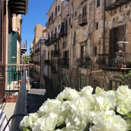 Piazza Marina Open Space Apartment *
